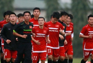 Tổng hợp V-League 24/3: Hữu Thắng tin dùng cầu thủ HAGL và SLNA